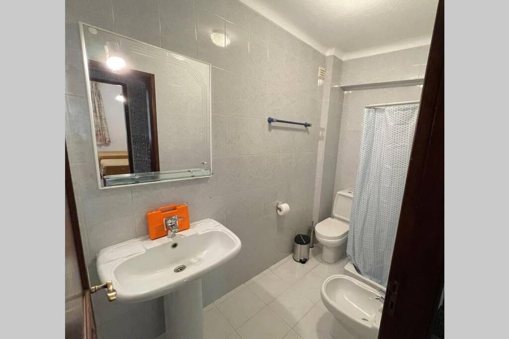 Blue - Beachfront Apartment Armacao de Pera Ngoại thất bức ảnh