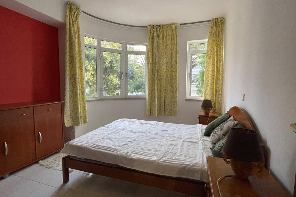 Blue - Beachfront Apartment Armacao de Pera Ngoại thất bức ảnh